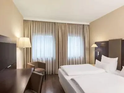 NH Düsseldorf Königsallee Hotel