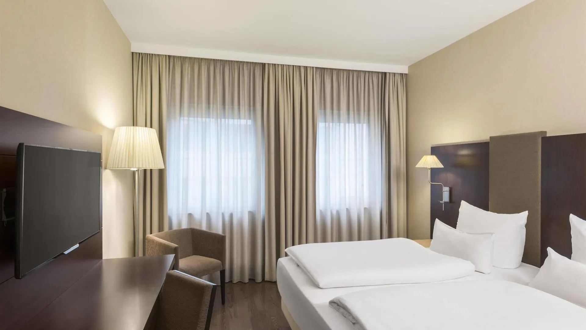 **** Hotel NH Düsseldorf Königsallee Deutschland